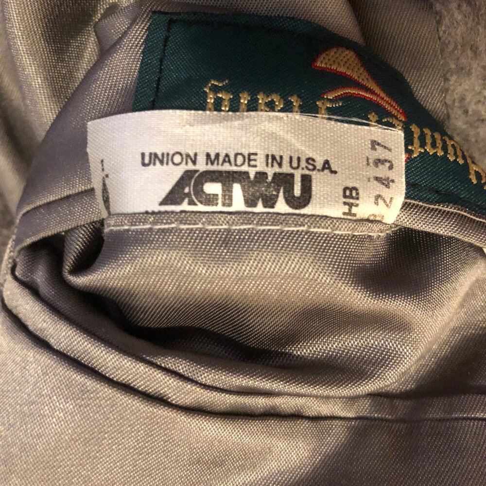 Vintage Hunter Haig Gray Wool Blazer — Union Made in USA | Quiet Luxury Classic - Picture 11 of 11
